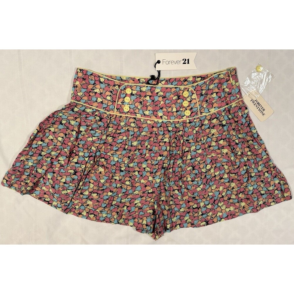 Vintage Y2K NEW Forever 21 Double Button Front Pleated Heart Shorts Sz M Whimsy